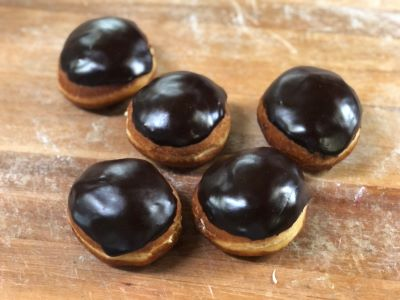Chocolate custard paczki