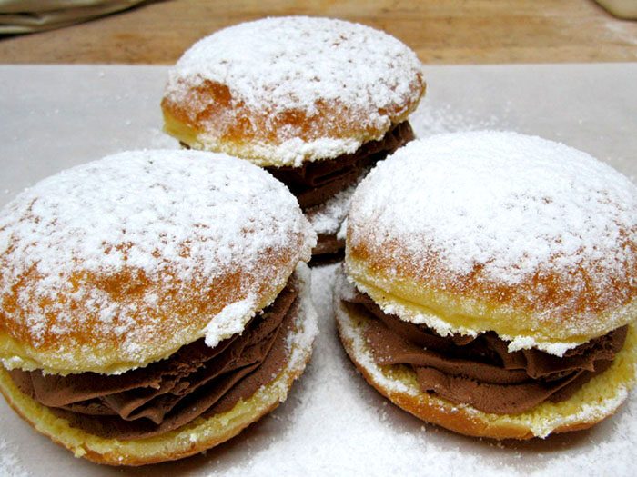 bennisons-bakery-paczki-01 Powdered Paczki