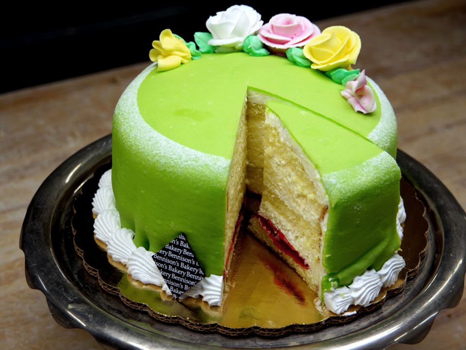 bennisons-bakery-swedish-princess-torte